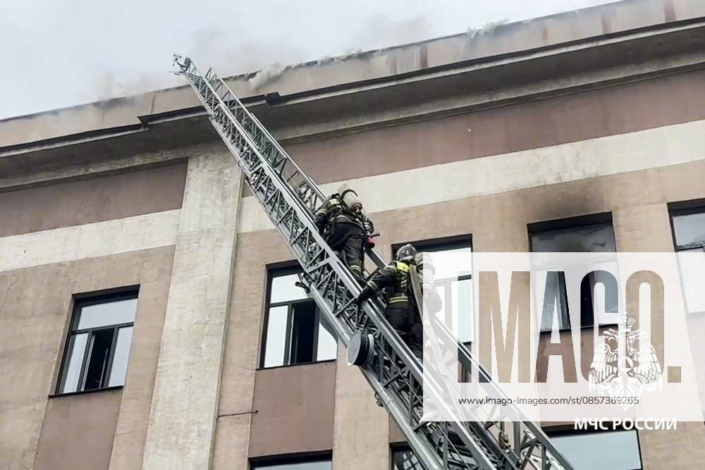 RUSSIA, IRKUTSK - MAY 23, 2026: Firefighters battle a fire at Research Institute of Precious and Rare Metals and Diamonds. Video grab. Best quality available. Russia Emergencies Ministry TASS 92905854