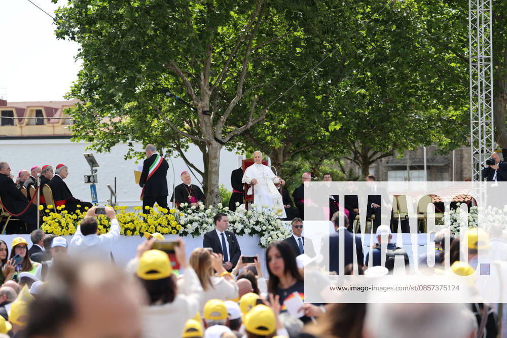Pope Leo XIV in Acerra Pope Leo XIV during his pastoral visit on May 23, 2026, to the city of Acerra (NA) in Piazza Calipari ACERRA Piazza Calipari CAMPANIA ITALIA