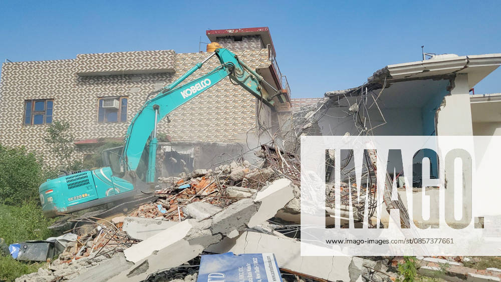 District administration demolishes illegal structures & hideouts of drug smugglers under Nasha Mukt Abhiyaan in Jammu Jammu Jammu & Kashmir , May 23 (ANI): The district administration conducts a demolition drive of illegal structure(s) allegedly linked to drug smugglers under the Nasha Mukt Abhiyaan campaign at Miran Sahib, in Jammu on Saturday. Jammu Jammu & Kashmir India