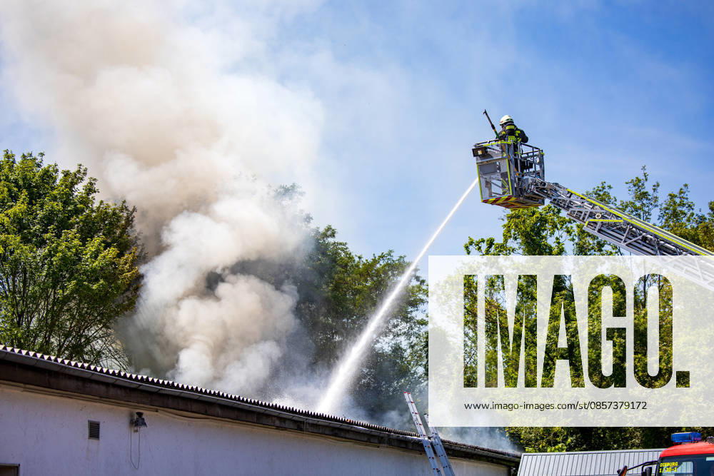 Fire breaks ou