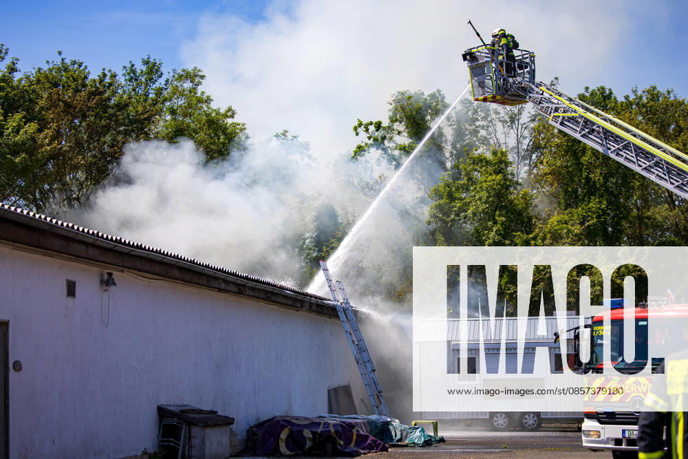 Fire breaks ou
