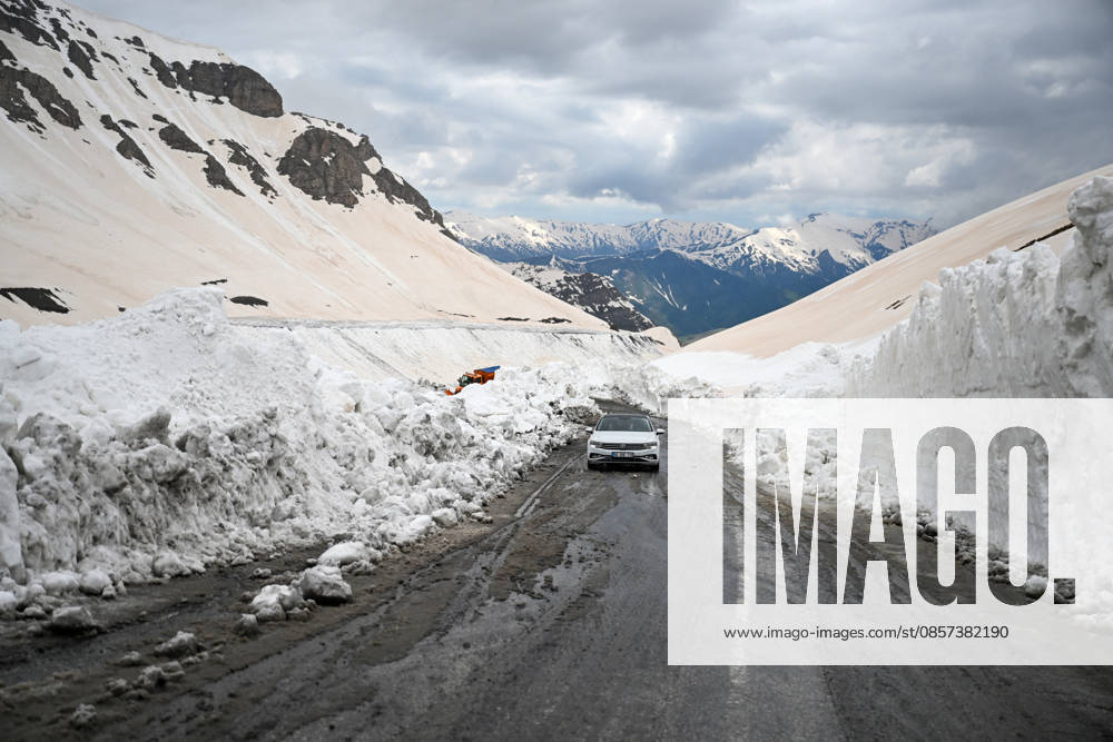 Van-Bahcesaray highway, closed for months due to avalanche risk, cleared of snow VAN, TURKIYE - MAY 23: A car passes by as the teams from the Gorentas Maintenance Station of the 11th Regional Directorate of Highways carry out snow removal work on the Van-Bahcesaray highway in Van, Turkiye on May 23, 2026. Closed since December due to adverse weather conditions and avalanche risks, the highway was partially opened to single-lane traffic following a challenging 20-day effort through meters-high snow corridors. The final decision to fully open the road to traffic awaits an assessment by the Avalanche Risk Determination and Monitoring Commission. Ozkan Bilgin Anadolu Van Turkey. Editorial use only. Please get in touch for any other usage.