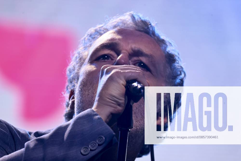 English musician Baxter Dury performs at C6 Fest in Ibirapuera, Sao Paulo. Sao Paulo (SP), 05 23 2026 Music C6 Fest 2026 - English musician Baxter Dury performs at the Heineken Arena at C6 Fest, in Ibirapuera Park, in Sao Paulo, this Saturday (23).(Foto: Leco Viana Thenews2 imago images) English musician Baxter Dury performs at C6 Fest in Ibirapuera, Sao Paulo.