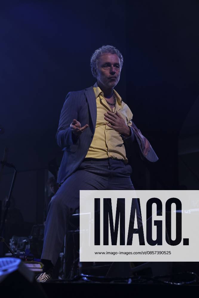English musician Baxter Dury performs at C6 Fest in Ibirapuera, Sao Paulo. Sao Paulo (SP), 05 23 2026 Music C6 Fest 2026 - English musician Baxter Dury performs at the Heineken Arena at C6 Fest, in Ibirapuera Park, in Sao Paulo, this Saturday (23).(Foto: Leco Viana Thenews2 imago images) English musician Baxter Dury performs at C6 Fest in Ibirapuera, Sao Paulo.