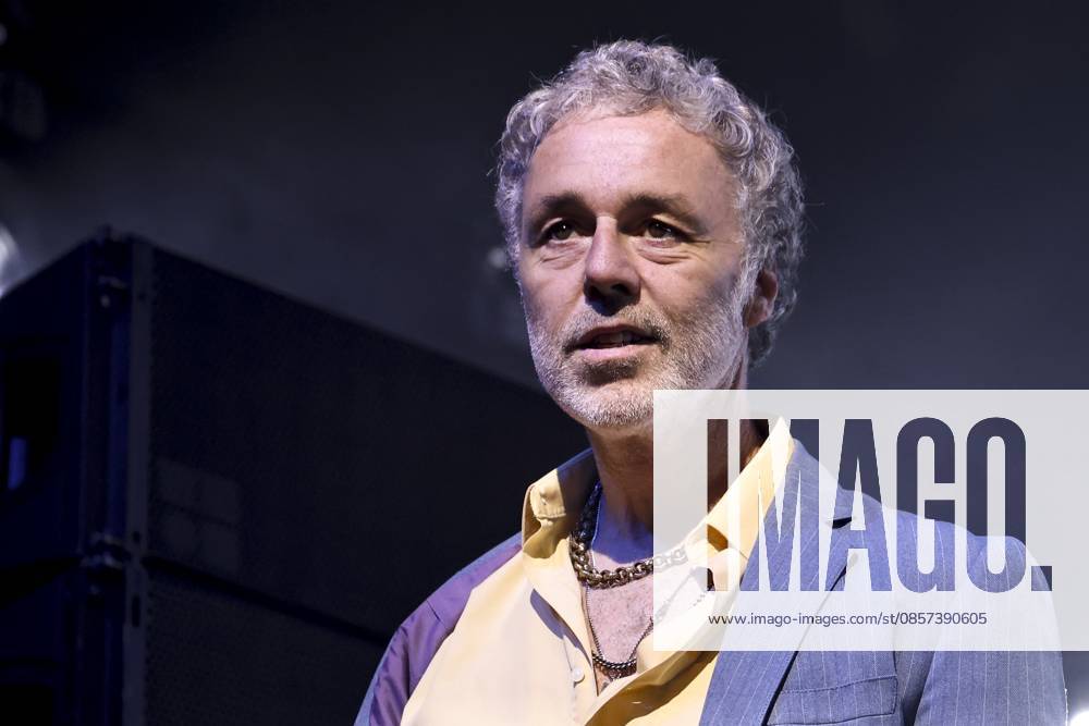 English musician Baxter Dury performs at C6 Fest in Ibirapuera, Sao Paulo. Sao Paulo (SP), 05 23 2026 Music C6 Fest 2026 - English musician Baxter Dury performs at the Heineken Arena at C6 Fest, in Ibirapuera Park, in Sao Paulo, this Saturday (23).(Foto: Leco Viana Thenews2 imago images) English musician Baxter Dury performs at C6 Fest in Ibirapuera, Sao Paulo.