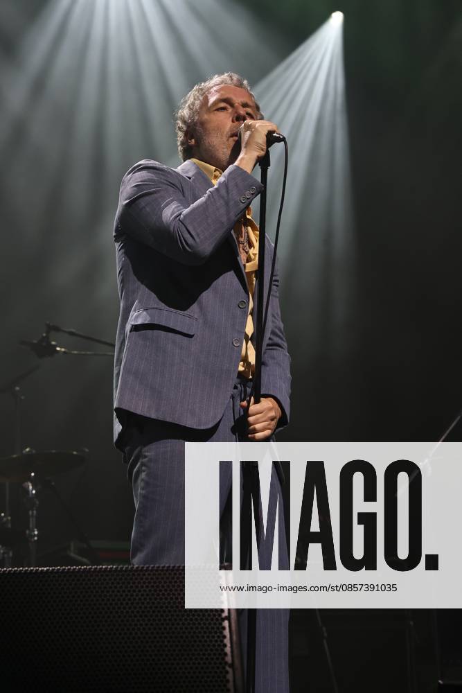 English musician Baxter Dury performs at C6 Fest in Ibirapuera, Sao Paulo. Sao Paulo (SP), 05 23 2026 Music C6 Fest 2026 - English musician Baxter Dury performs at the Heineken Arena at C6 Fest, in Ibirapuera Park, in Sao Paulo, this Saturday (23).(Foto: Leco Viana Thenews2 imago images) English musician Baxter Dury performs at C6 Fest in Ibirapuera, Sao Paulo.