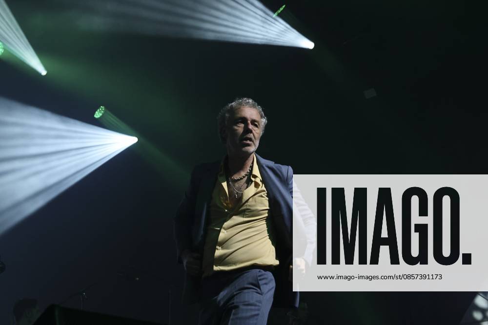 English musician Baxter Dury performs at C6 Fest in Ibirapuera, Sao Paulo. Sao Paulo (SP), 05 23 2026 Music C6 Fest 2026 - English musician Baxter Dury performs at the Heineken Arena at C6 Fest, in Ibirapuera Park, in Sao Paulo, this Saturday (23).(Foto: Leco Viana Thenews2 imago images) English musician Baxter Dury performs at C6 Fest in Ibirapuera, Sao Paulo.