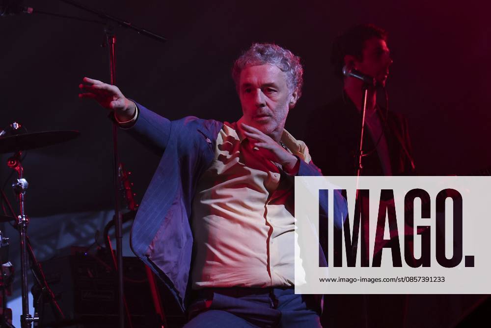 English musician Baxter Dury performs at C6 Fest in Ibirapuera, Sao Paulo. Sao Paulo (SP), 05 23 2026 Music C6 Fest 2026 - English musician Baxter Dury performs at the Heineken Arena at C6 Fest, in Ibirapuera Park, in Sao Paulo, this Saturday (23).(Foto: Leco Viana Thenews2 imago images) English musician Baxter Dury performs at C6 Fest in Ibirapuera, Sao Paulo.