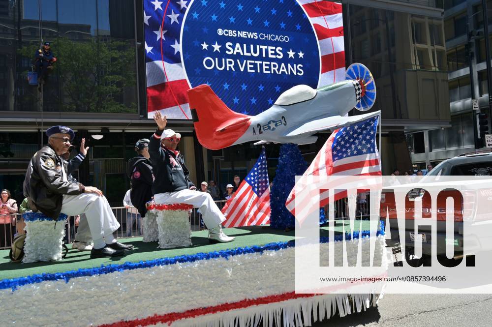 Chicago Memorial Day Parade CHICAGO, ILLINOIS - MAY 23: The Chicago Memorial Day Parade proceeds through the city center, with participants carrying American flags and marching in formation on Saturday, May 23, 2026. The event, held each year before Memorial Day, pays solemn tribute to the men and women of the U.S. Armed Forces who made the ultimate sacrifice. Jacek Boczarski Anadolu Illinois United States. Editorial use only. Please get in touch for any other usage.
