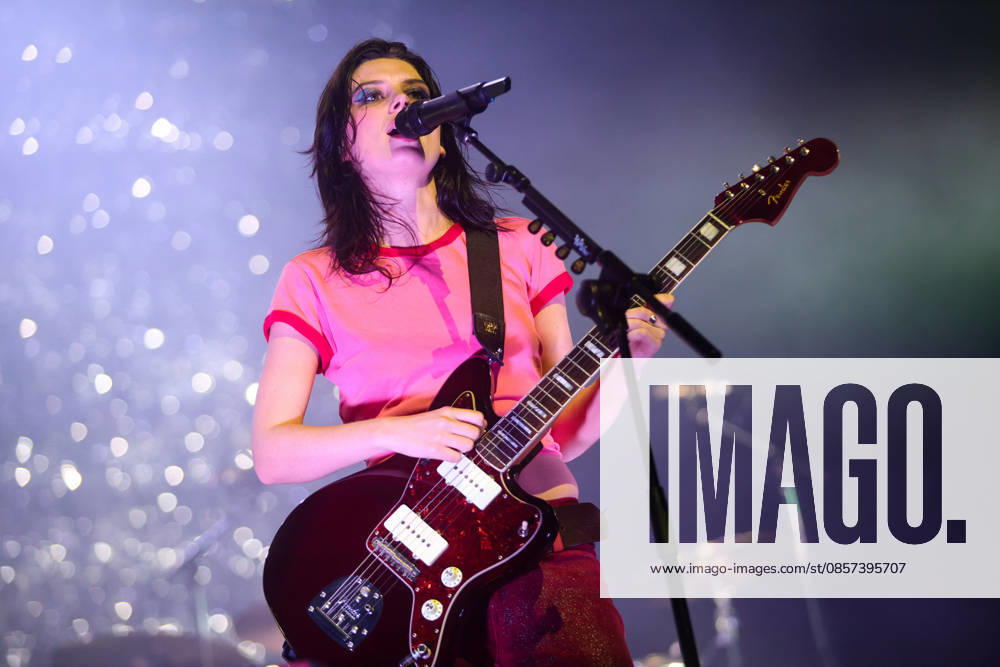SaO PAULO, SP - 23.05.2026: C6 FEST 2026 - British band Wolf Alice performs at the Metlife Tent at the fourth edition of C6 Fest held at Parque Ibirapuera on Saturday night (23). The festival brings together national and international artists in performances of jazz, rock, indie, electronic and experimental music throughout the weekend. x2948896x YurixMurakami