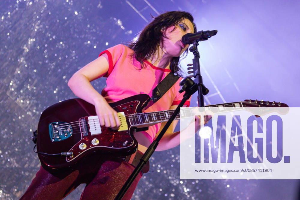 SaO PAULO, SP - 23.05.2026: C6 FEST 2026 - Performance by the English band Wolf Alice during the third day of the fourth edition of C6 Fest, this Saturday (May 23), at the Ibirapuera Auditorium, in Sao Paulo. x2949055x WalmorxCarvalho