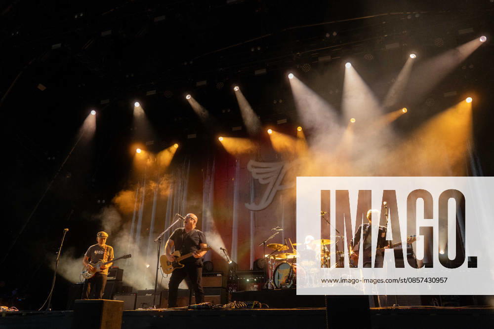 Pixies at Bearded Theory Festival at Catton Hall in Walton upon Trent, UK on 23 May 2026 Joey Santiago, Black Francis (Charles Thompson), David Lovering, Emma Richardson at Pixies at Bearded Theory Festival at Catton Hall in Walton upon Trent, UK on 23 May 2026, Credit:Stephen Keable Avalon UK, Derbyshire, Walton upon Trent, Catton Hall