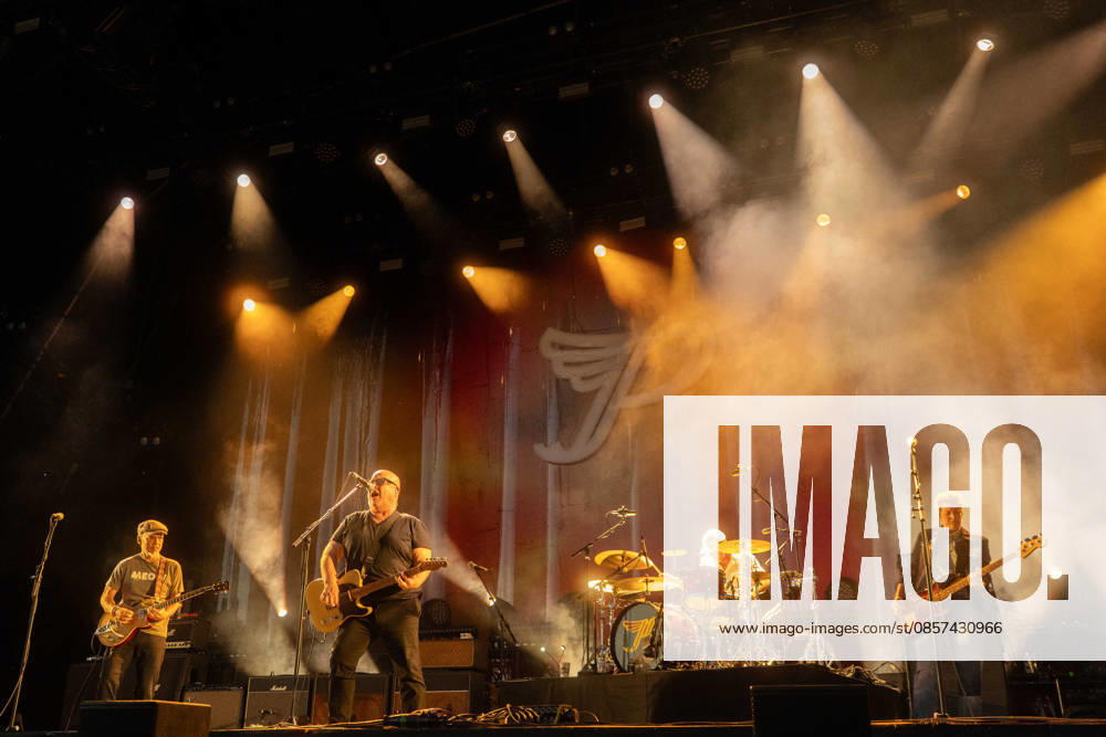 Pixies at Bearded Theory Festival at Catton Hall in Walton upon Trent, UK on 23 May 2026 Joey Santiago, Black Francis (Charles Thompson), David Lovering, Emma Richardson at Pixies at Bearded Theory Festival at Catton Hall in Walton upon Trent, UK on 23 May 2026, Credit:Stephen Keable Avalon UK, Derbyshire, Walton upon Trent, Catton Hall
