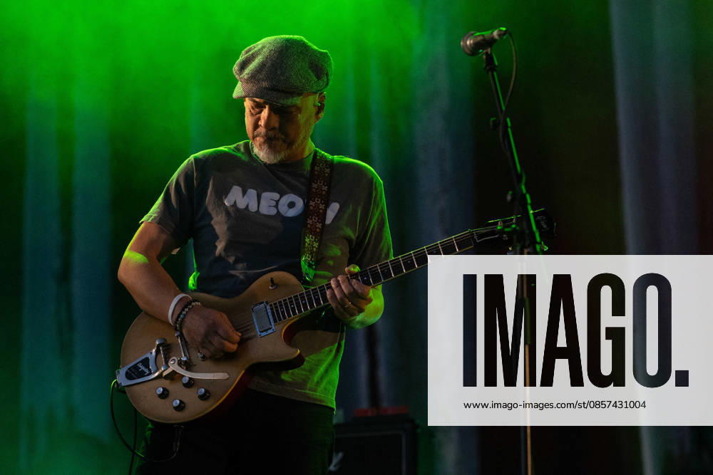 Pixies at Bearded Theory Festival at Catton Hall in Walton upon Trent, UK on 23 May 2026 Joey Santiago at Pixies at Bearded Theory Festival at Catton Hall in Walton upon Trent, UK on 23 May 2026, Credit:Stephen Keable Avalon UK, Derbyshire, Walton upon Trent, Catton Hall