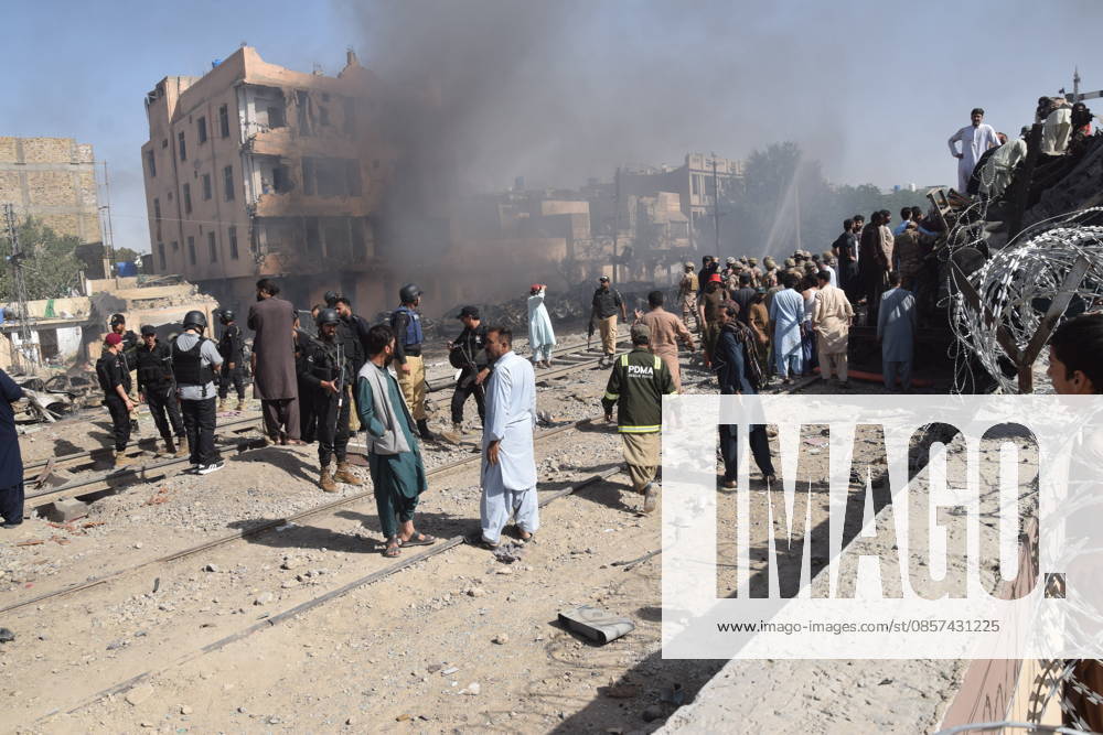 Several injured in explosion targeting train in southwest Pakistan QUETTA,PAKISTAN - MAY 24: Pakistani forces and rescue workers are busy with relief work after an explosion injured several people near Chaman Phatak Quetta southwestern Balochistan, Pakistan on Sunday May 24, 2026. Mazhar Chandio Anadolu Quetta Pakistan. Editorial use only. Please get in touch for any other usage.