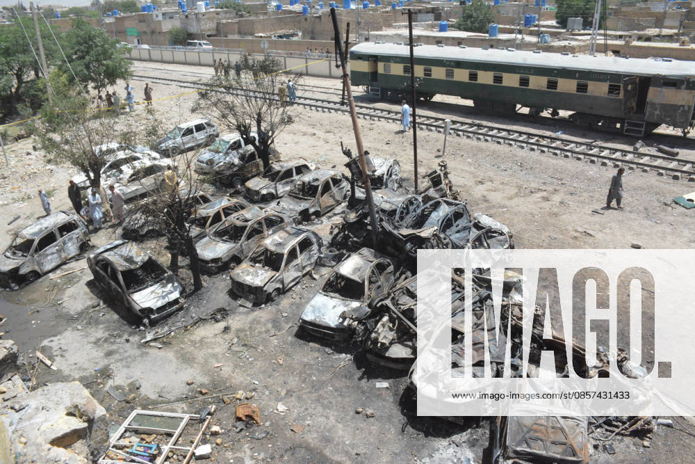 Several injured in explosion targeting train in southwest Pakistan QUETTA,PAKISTAN - MAY 24: Pakistani forces and rescue workers are busy with relief work after an explosion injured several people near Chaman Phatak Quetta southwestern Balochistan, Pakistan on Sunday May 24, 2026. Mazhar Chandio Anadolu Quetta Pakistan. Editorial use only. Please get in touch for any other usage.