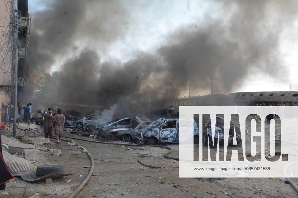 Several injured in explosion targeting train in southwest Pakistan QUETTA,PAKISTAN - MAY 24: Pakistani forces and rescue workers are busy with relief work after an explosion injured several people near Chaman Phatak Quetta southwestern Balochistan, Pakistan on Sunday May 24, 2026. Mazhar Chandio Anadolu Quetta Pakistan. Editorial use only. Please get in touch for any other usage.