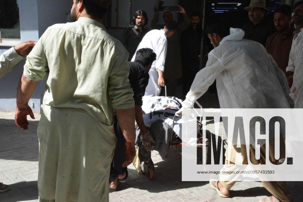 Several injured in explosion targeting train in southwest Pakistan QUETTA,PAKISTAN - MAY 24: Pakistani forces and rescue workers are busy with relief work after an explosion injured several people near Chaman Phatak Quetta southwestern Balochistan, Pakistan on Sunday May 24, 2026. Mazhar Chandio Anadolu Quetta Pakistan. Editorial use only. Please get in touch for any other usage.