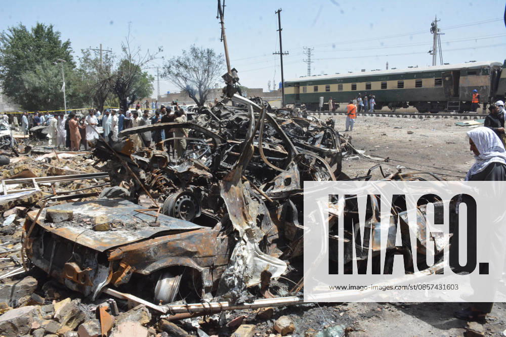 Several injured in explosion targeting train in southwest Pakistan QUETTA,PAKISTAN - MAY 24: Pakistani forces and rescue workers are busy with relief work after an explosion injured several people near Chaman Phatak Quetta southwestern Balochistan, Pakistan on Sunday May 24, 2026. ( Mazhar Chandio - Anadolu Agency ) Pakistan Pakistan. Editorial use only. Please get in touch for any other usage.