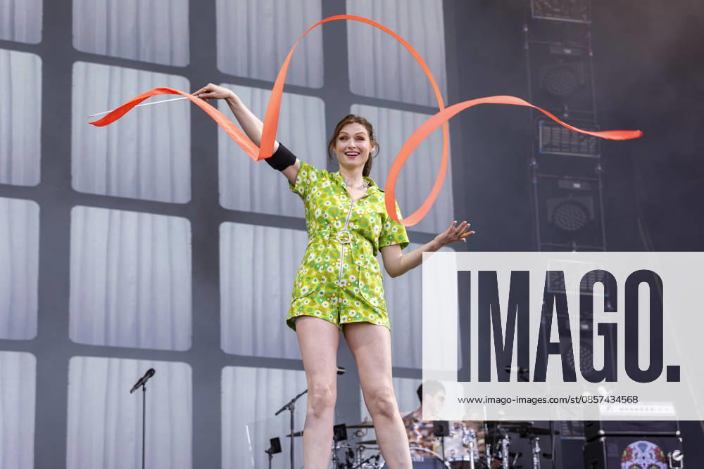 Sophie Ellis-Bextor performs at Neighbourhood Festival Sophie Ellis-Bextor performs at Neighbourhood Festival, Warrington, England, 23rd May 2026, Credit:Mike Gray MIKE GRAY - B4227 Avalon