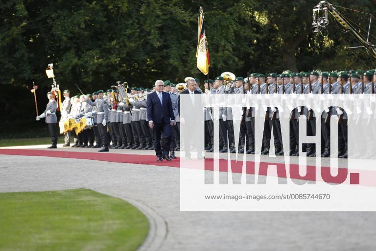 Turkish President Recep Tayyip Erdogan Berlin: Turkish President Recep Tayyip Erdogan will receive military honors at Bellevue Palace. The photo shows the Federal President Frank-Walter Steinmeier and the Turkish President Recep Tayyip Erdogan Berlin Berlin-Tiergarten Germany SimonexKuhlmey