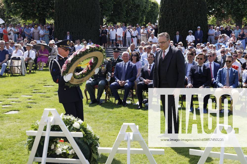 The representative of the King (C), US ambassador to Belgium Bill White, Bryan Eure and Prime Minister Bart De Wever pictured during the annual Memorial Day ceremony at the Flanders Field American Cemetery, in Waregem, Sunday 24 May 2026. NICOLASxMAETERLINCK 174928998