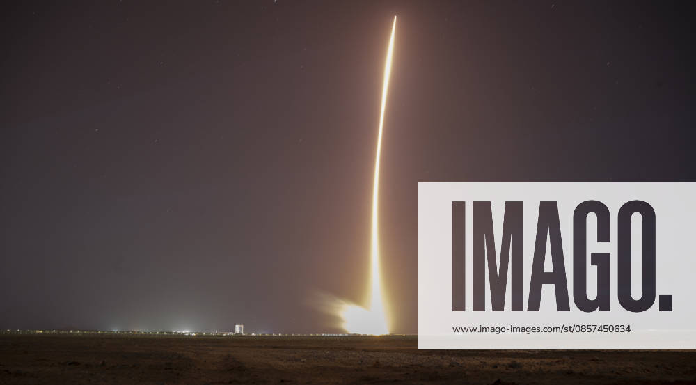 (260524) -- JIUQUAN, May 24, 2026 -- The Shenzhou-23 crewed spaceship, atop a Long March-2F carrier rocket, blasts off from the Jiuquan Satellite Launch Center in northwest China, May 24, 2026. China launched the Shenzhou-23 crewed spaceship on Sunday, which will send three astronauts to its orbiting Tiangong space station. ) FOCUS China launches Shenzhou-23 crewed spaceship CaixYang