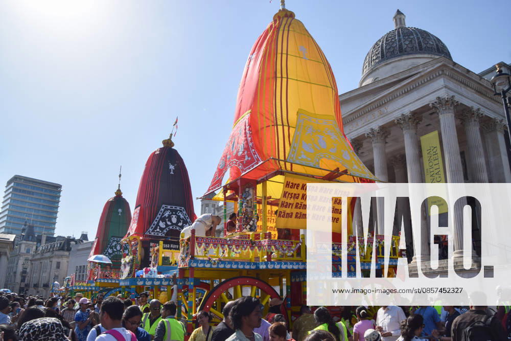 Chariots arrive in Trafalgar Square during Rathayatra Chariot Festival. Three large chariots, carrying the Deity forms of Jagannatha, Baladeva and Subhadra are pulled through the city and displayed in Trafalgar Square where the main festival takes place annually and is attended by devotees of Krishna. London United Kingdom - ZUMAv130 20260524_zip_v130_010