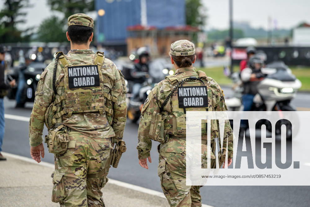 National Guard members stand along the route as motorcyclists participate in the Rolling to Remember memorial ride in Washington, D.C., during Memorial Day weekend. Washignton United States - ZUMAk206 20260524_znp_k206_012