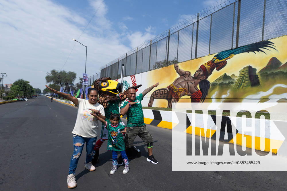 The mural Futbol, recognized as the Guinness World Record largest hand painted brush football mural, was inaugurated in the Martin Carrera neighborhood of Mexico City. Created by Mexican artists, the artwork connects the Mesoamerican ballgame with contemporary football ahead of the 2026 FIFA World Cup. Former soccer players CUAUHTEMOC BLANCO, FRANCISCO KIKIN FONSECA, GERMAN VILLA and ANGEL REYNA attended the event, along with authorities from the Gustavo A. Madero borough and representatives of the Libertad Creativa Intercultural y Objetiva Foundation and the Elena Poniatowska Amor Foundation Mexico City Mexico - ZUMAl178 20260524_znp_l178_023