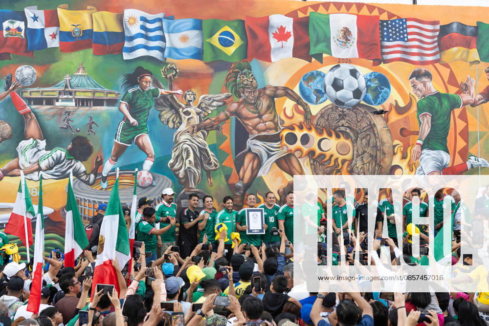 The mural Futbol, recognized as the Guinness World Record largest hand painted brush football mural, was inaugurated in the Martin Carrera neighborhood of Mexico City. Created by Mexican artists, the artwork connects the Mesoamerican ballgame with contemporary football ahead of the 2026 FIFA World Cup. Former soccer players CUAUHTEMOC BLANCO, FRANCISCO KIKIN FONSECA, GERMAN VILLA and ANGEL REYNA attended the event, along with authorities from the Gustavo A. Madero borough and representatives of the Libertad Creativa Intercultural y Objetiva Foundation and the Elena Poniatowska Amor Foundation Mexico City Mexico - ZUMAl178 20260524_znp_l178_053