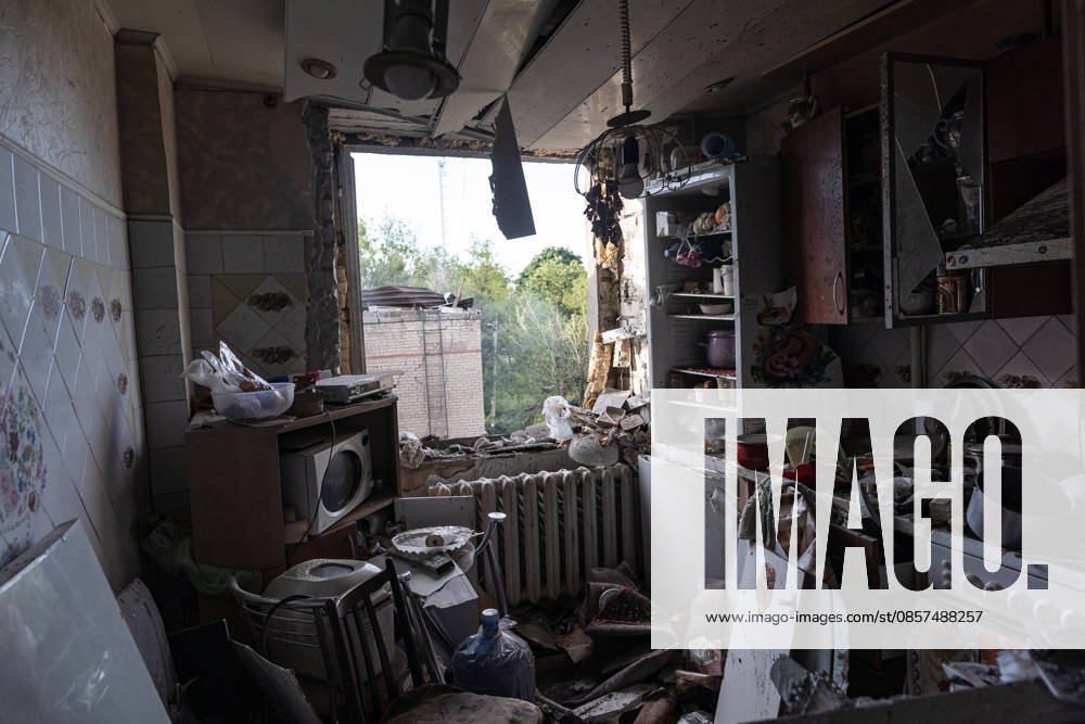 Aftermath of Russian strike in Kramatorsk KRAMATORSK, UKRAINE - MAY 25: A house damaged following a Russian air strike using KAB bombs in Kramatorsk, Ukraine, 25 May 2026 Diego Herrera Carcedo Anadolu Kramatorsk Ukraine. Editorial use only. Please get in touch for any other usage.