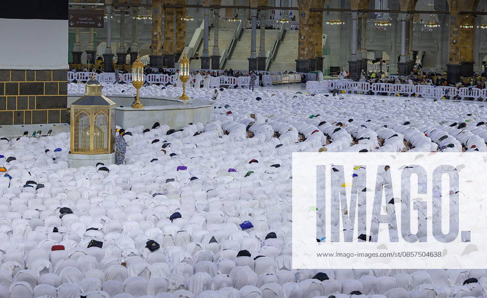 Muslim worshippers perform prayers around the Kaaba at the Grand Mosque in Mecca, Saudi Arabia Muslim worshippers perform prayers around the Kaaba at the Grand Mosque in Mecca, Saudi Arabia, on May 25, 2026, in preparation for the annual Hajj pilgrimage. Millions of Muslims from around the world travel to Saudi Arabia to perform the annual Hajj rituals. Photo by Saudi Press Agency apaimages Saudi Arabia 250526_Saudi_Arabia_SPA_00(5)