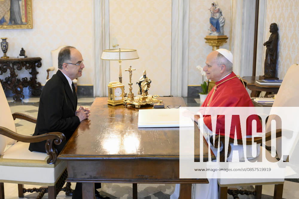 ITALY - POPE LEO XIV RECEIVES IN PRIVATA AUDIENCE HIS EXCELLENCY NR BAJRAM BAGAJ IN THE VATICAN- 2026 5 25 Italy, Rome, Vatican, 2026 5 25.Pope Leo XIV receives in a private audience His Excellency Mr. Bajram Begaj, President of the Republic of Albania in The Vatican - NO BOOKS