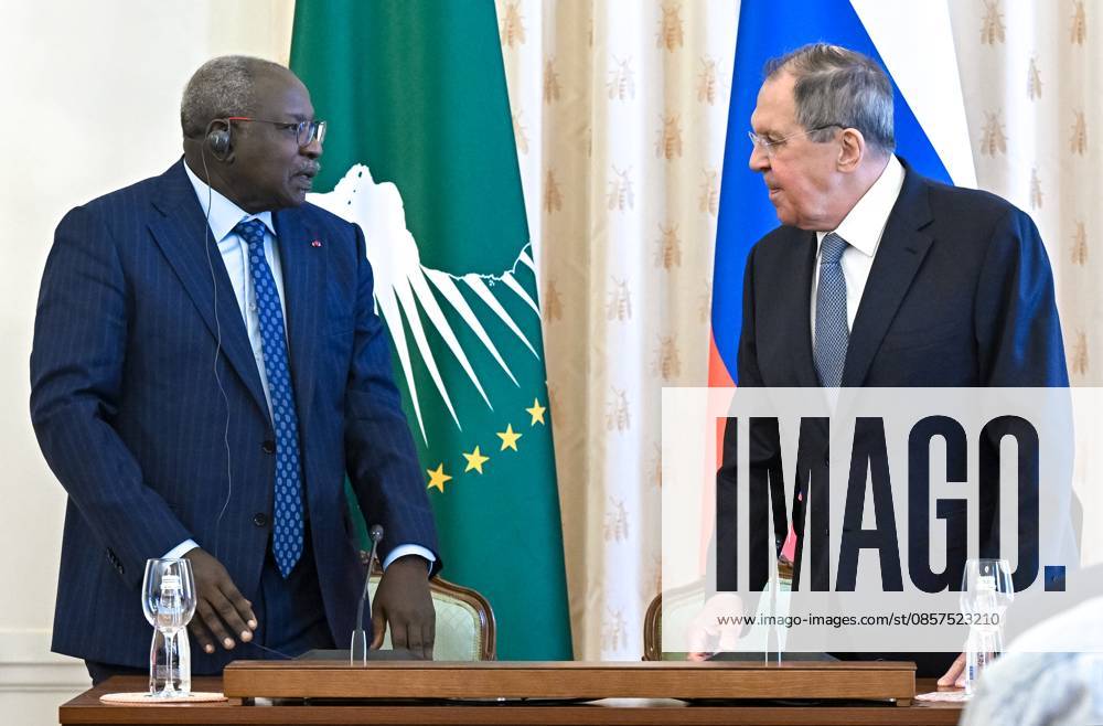 Russia Africa Day 9173294 25.05.2026 Cameroonian Ambassador to Russia Mahamat Paba Sale, left, and Russian Foreign Minister Sergey Lavrov attend a gala reception for heads of diplomatic missions to mark Africa Day in Moscow, Russia. Kristina Solovyova Sputnik Moscow Russia