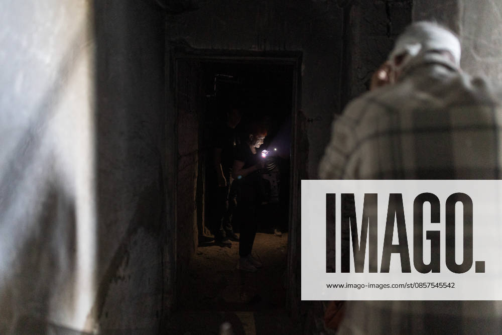 Russian attack on Ukraine s Kramatorsk KRAMATORSK, UKRAINE - MAY 25: A man injured in a basement as an air raid warning sounded following a Russian attack with KAB bombs in the centre of Kramatorsk, Ukraine, on May 25, 2026. Diego Herrera Carcedo Anadolu Kramatorsk Ukraine. Editorial use only. Please get in touch for any other usage.