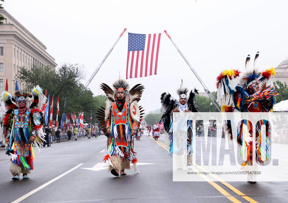 Participants dressed in Native American ceremonial attire take part in the National Memorial Day Parade on Constitution Avenue in Washington, DC, USA, on May 25, 2026. The parade has been held annually since 2005, marking its 21st anniversary. Washington USA - ZUMAs337 20260525_znp_s337_028