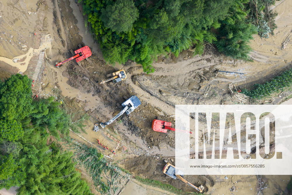 Rescuers carry out search and rescue work at the disaster-hit area after a heavy rainstorm hit Yongchuan District on May 25, 2026 in Chongqing, China. Record-breaking torrential rain battered Yongchuan District in southwest China s Chongqing Municipality from late May 23 to May 24, triggering flash floods, landslides and mudslides. Rescue operations are still underway as multiple towns and subdistricts suffered severe damage.