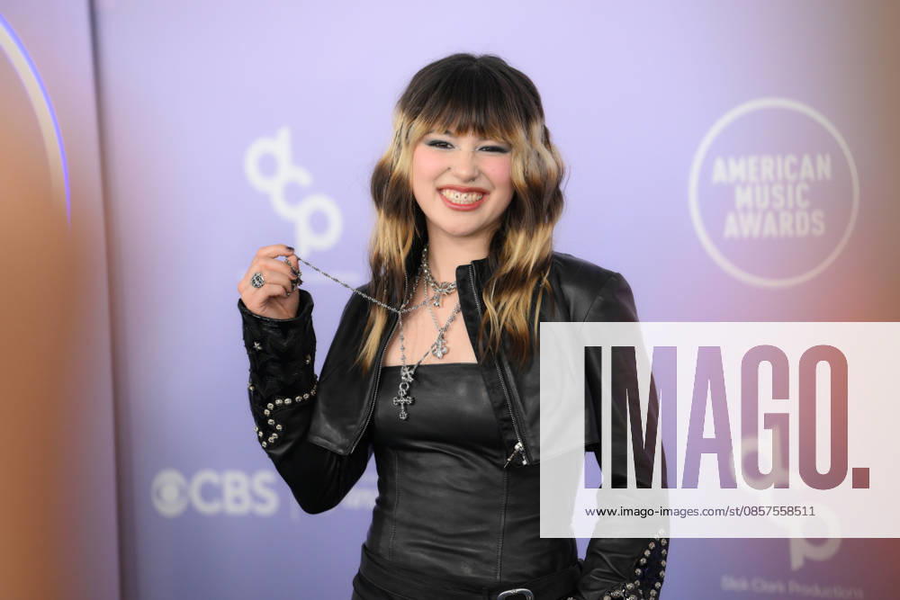 ALYSA LIU American figure skater Olympics Gold medalist arrives at the Red Carpet during The Annual 52nd American Music Awards at the MGM Grand Arena in Las Vegas. Las Vegas USA - ZUMAo117 20260525_zsp_o117_017