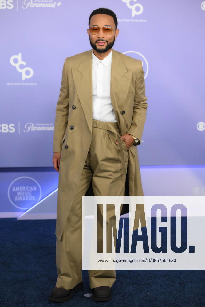 JOHN LEGEND American singer-songwriter and pianist arrives at the Red Carpet during The Annual 52nd American Music Awards at the MGM Grand Arena in Las Vegas. Las Vegas USA - ZUMAo117 20260525_zsp_o117_076