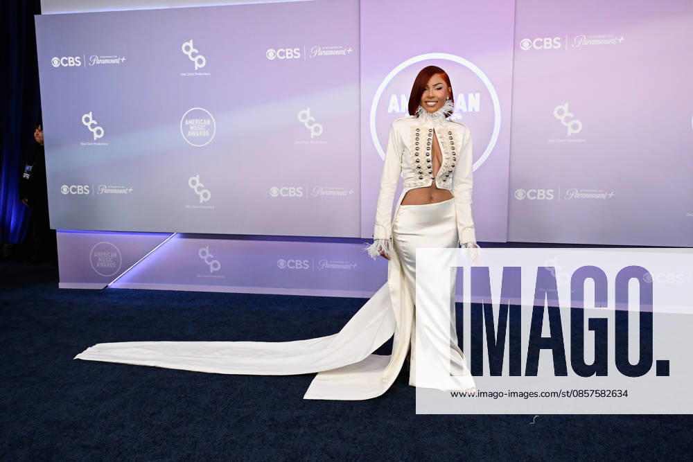 LAS VEGAS, NV - MAY 25: Mariah the Scientist at the 52nd American Music Awards on May 25, 2026 at the MGM Grand Garden Arena in Las Vegas, Nevada. Credit: Mindy Small USA - ZUMAa123 20260525_zaa_a123_106