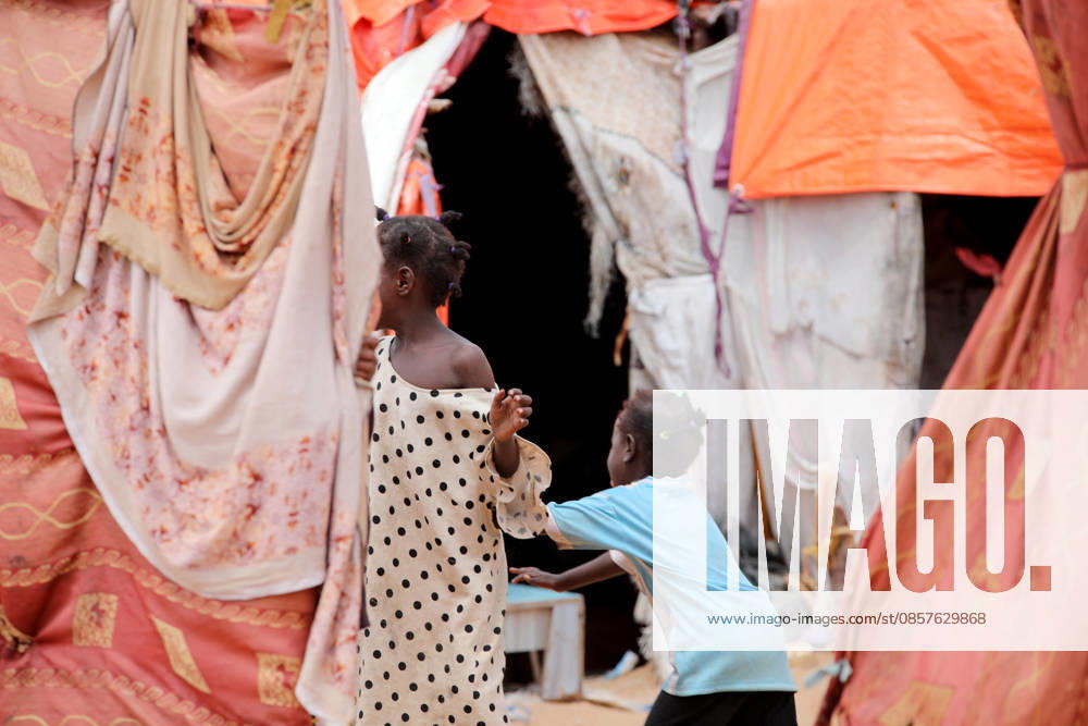 Camps turn into permanent settlements amid ongoing crisis in Somalia MOGADISHU, SOMALIA - MAY 26: Children are seen among tents as millions of people living in camps that have gradually turned into permanent settlements, where they continue to face difficult living conditions amid insecurity, conflict and drought in the capital Mogadishu, Somalia, on May 26, 2026. Metin Yuksel Kaya Anadolu Mogadishu Somalia. Editorial use only. Please get in touch for any other usage.