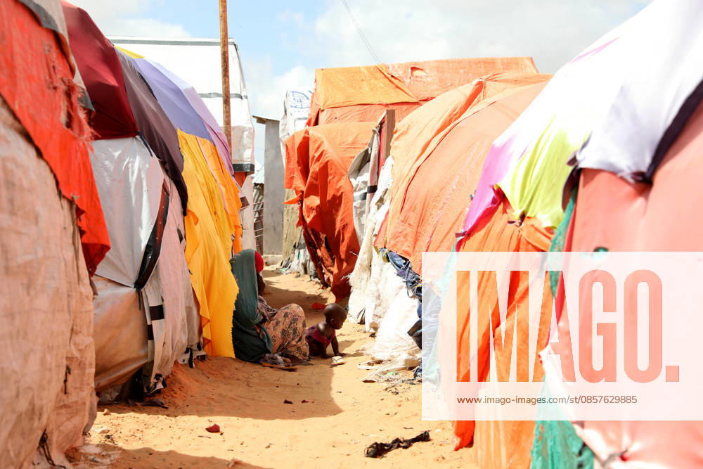 Camps turn into permanent settlements amid ongoing crisis in Somalia MOGADISHU, SOMALIA - MAY 26: A view of tents as millions of people living in camps that have gradually turned into permanent settlements, where they continue to face difficult living conditions amid insecurity, conflict and drought in the capital Mogadishu, Somalia, on May 26, 2026. Metin Yuksel Kaya Anadolu Mogadishu Somalia. Editorial use only. Please get in touch for any other usage.