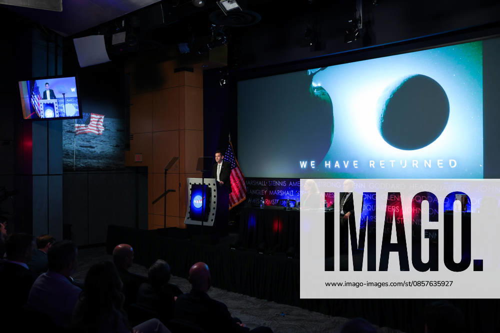 Joined on stage by LORI GLAZE, Acting Associate Administrator, Exploration Systems Development Mission Directorate, NASA, and CARLOS GARCIA-GALAN, Program Executive, Moon Base, NASA, NASA Administrator JARED ISAACMAN, left at podium, speaks at a press conference announcing Moon Base plans and mission progress at NASA Headquarters in Washington, D.C. on May 26, 2026. NASA s Moon Base program is a long-term lunar exploration and infrastructure initiative designed to enable sustained human presence at the lunar South Pole. Washington USA - ZUMAd227 20260526_znp_d227_008
