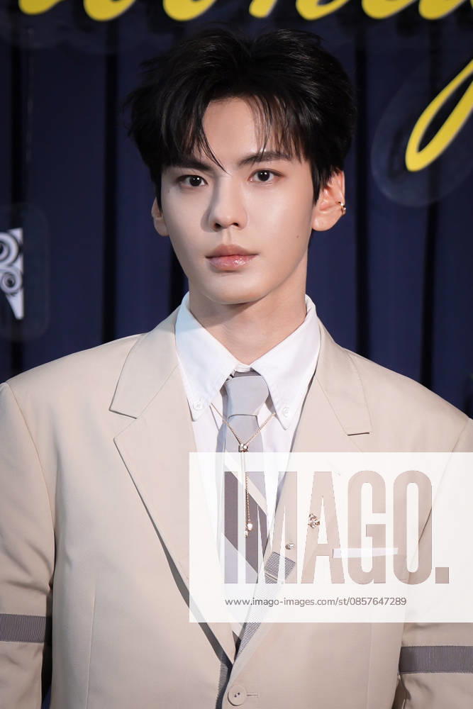 Singer Bi Wenjun attends the OK! Magazine Moonlight Party on May 27, 2026 in Beijing, China.