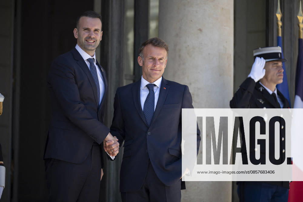 President Macron Welcomes Montenegro Pm Milojko Spajicat - Paris French President Emmanuel Macron welcomes Montenegro s Prime minister Milojko Spajicat Elysee Palace, on May 27, 2026 in Paris, France. Photo by Eliot Blondet ABACAPRESS.COM Paris France France