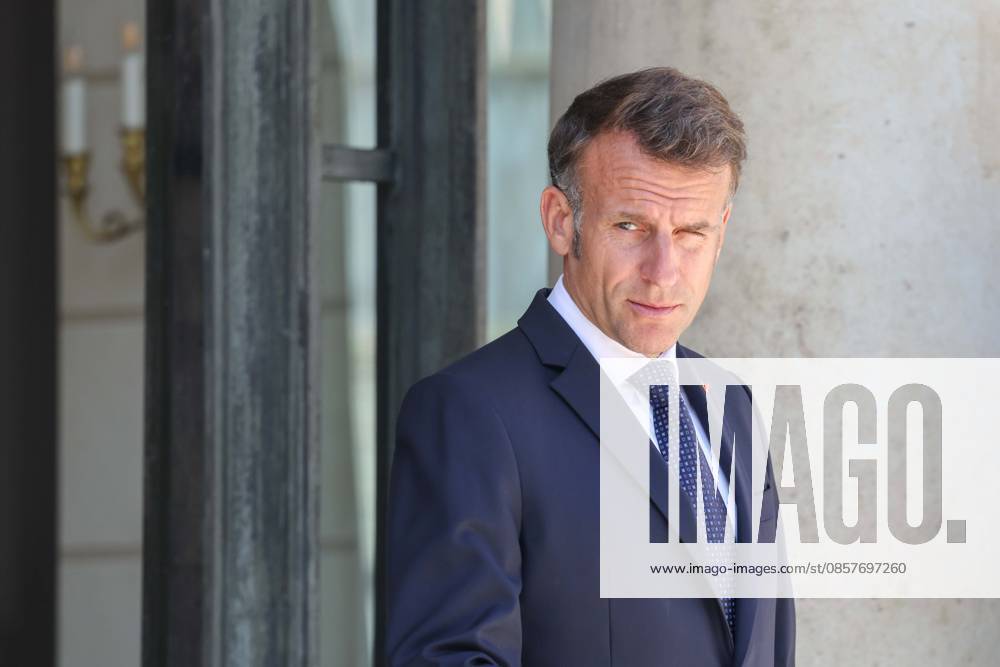 Paris, France le 27 mai 2026 - Le President de la Republique Emmanuel Macron recoit M. Milojko Spajic, Premier ministre du Montenegro au Palais de l Elysee - The President of the Republic Emmanuel Macron receives Mr. Milojko Spajic, Prime Minister of Montenegro at the Elysee Palace