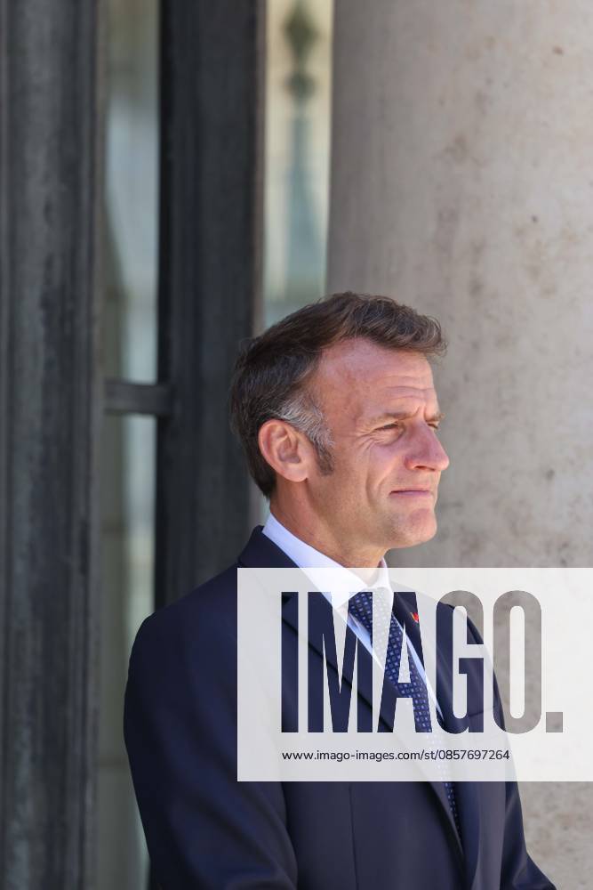 Paris, France le 27 mai 2026 - Le President de la Republique Emmanuel Macron recoit M. Milojko Spajic, Premier ministre du Montenegro au Palais de l Elysee - The President of the Republic Emmanuel Macron receives Mr. Milojko Spajic, Prime Minister of Montenegro at the Elysee Palace
