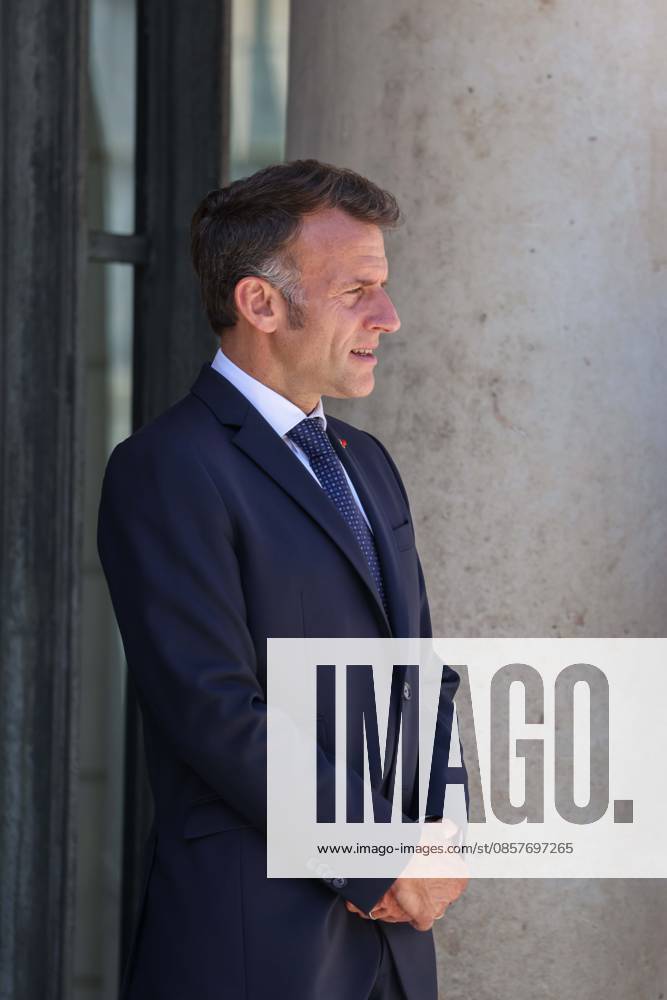 Paris, France le 27 mai 2026 - Le President de la Republique Emmanuel Macron recoit M. Milojko Spajic, Premier ministre du Montenegro au Palais de l Elysee - The President of the Republic Emmanuel Macron receives Mr. Milojko Spajic, Prime Minister of Montenegro at the Elysee Palace