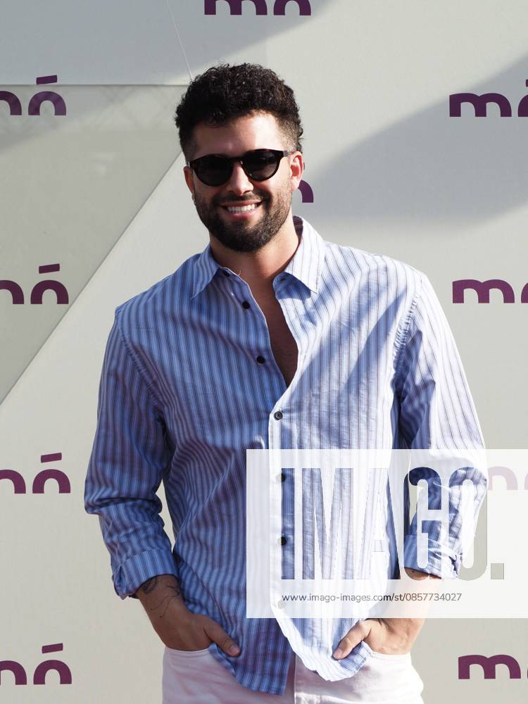 MADRID, SPAIN - MAY 27: JAVI HOYOS attends the photocall of the Casa Mo annual event featuring its La Cockteleria collection, organized by Multiopticas, on May 27, 2026 in Madrid, Spain. Madrid Spain - ZUMAh199 20260527_zip_h199_015